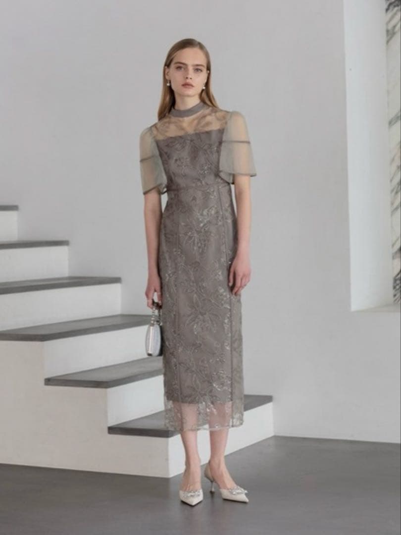 【LEJA】スパンコールフラワーIラインワンピース