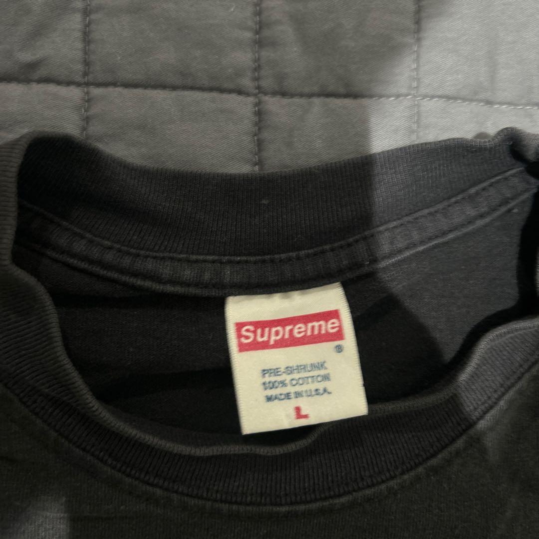 supremetシャツ