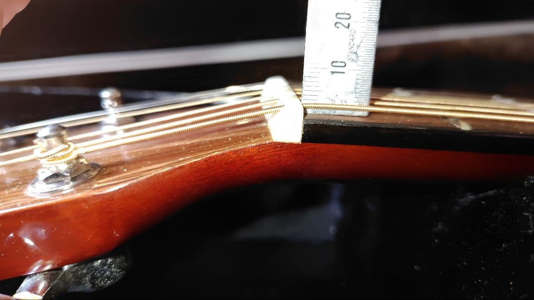 値下げ　Syairi YF-28 NAT アコースティックギター　ハードケース付