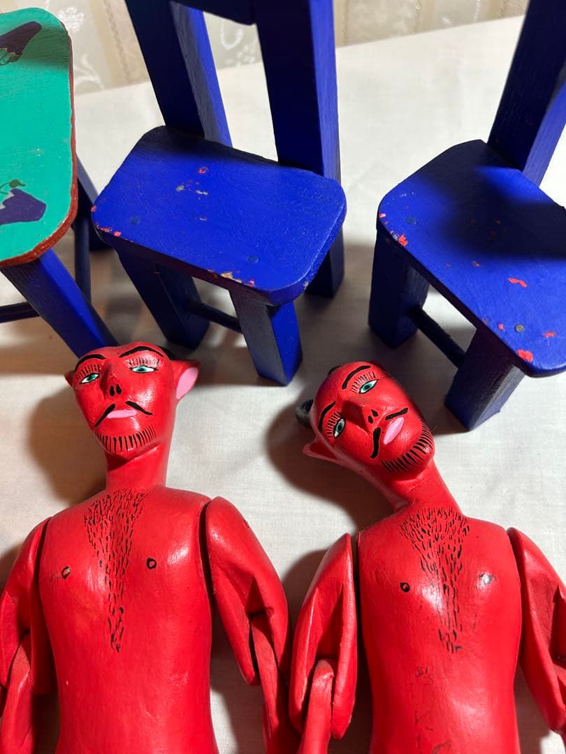 メキシコ　ウッドカービング　Inocencio Vasquez 作　「悪魔の宴」