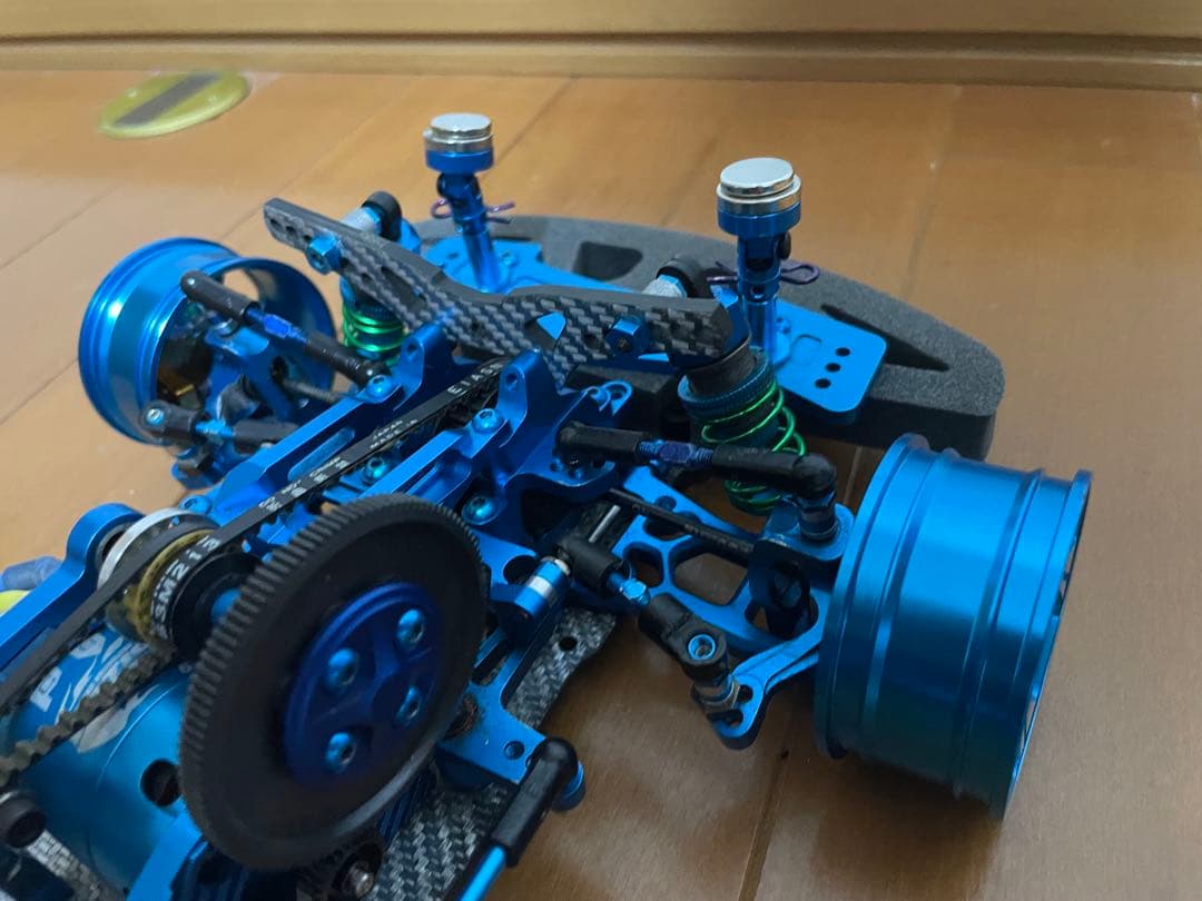 【希少/未走行】タミヤ TA-05 コンバージョン スクエア ホワイトカーボン