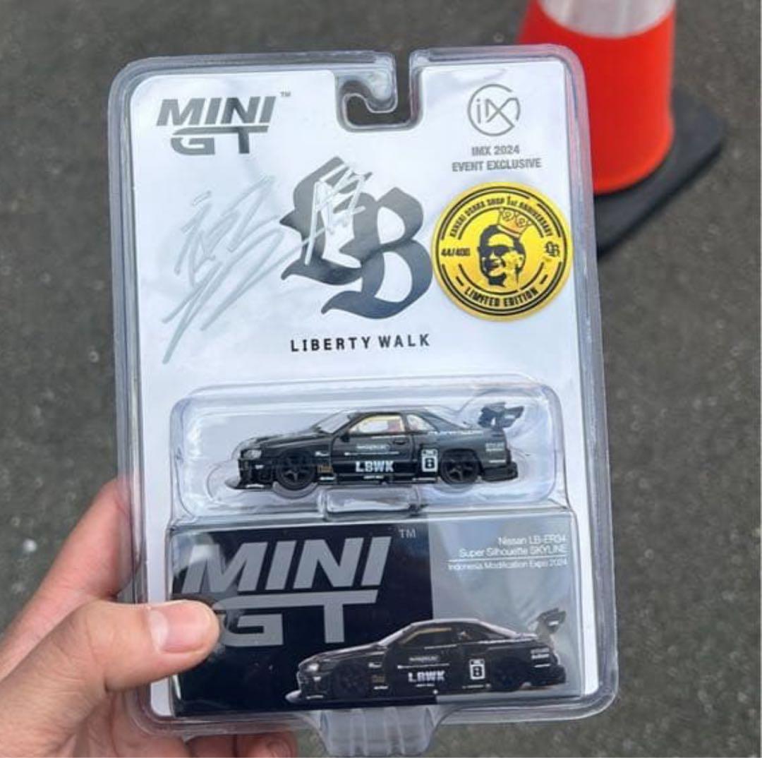 MINI GT Nissan LB-ER34 1周年記念