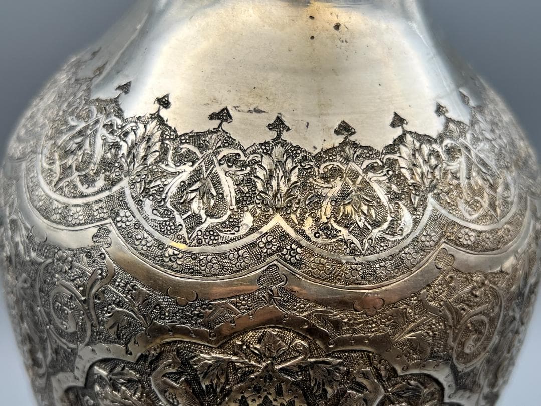 銀製　ライオンマーク　三越　銀花瓶　花入れ　手彫　銀細工　重量約820g