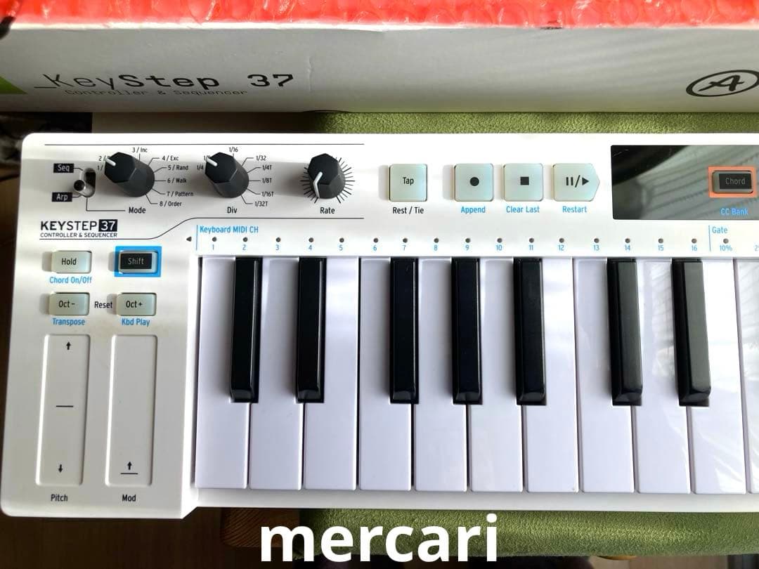 ARTURIA ( アートリア ) KEYSTEP 37 MIDIキーボード