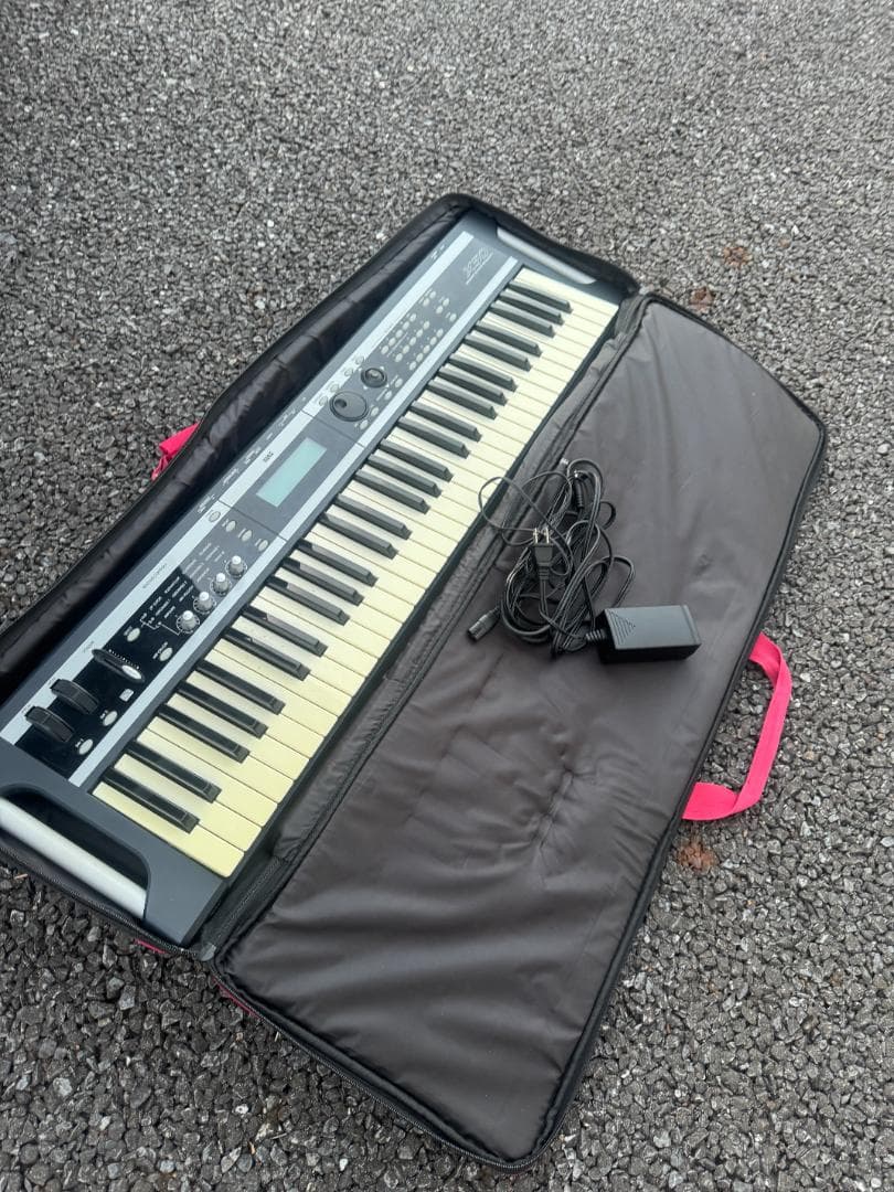 KORG X50 シンセサイザー 61鍵 電源アダプター付き