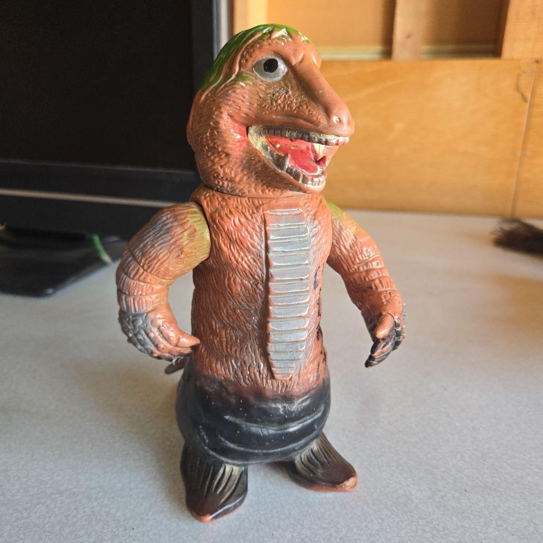 スペクトルマン　モグネチュードン　ソフビ当時もの