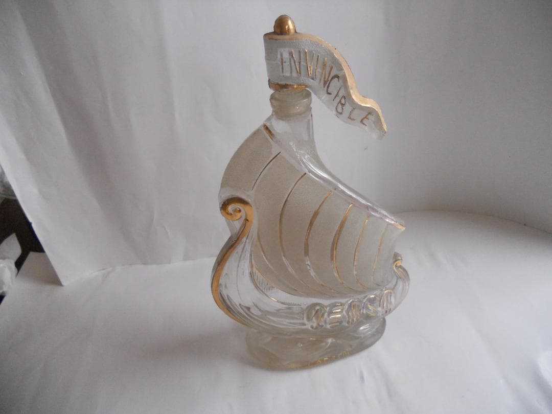 ラーセン シップ ヴィンテージ 空瓶 超希少 貴重 LARSEN 年代物 です。