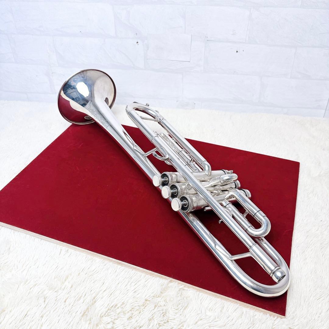 C.G.CONN 52Bコーン トランペット トランペット B♭ マウスピース付