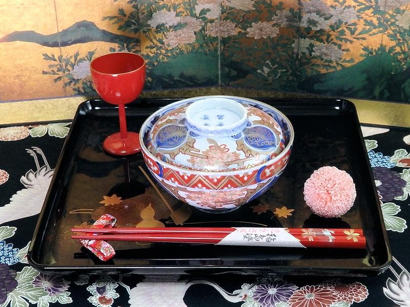 古伊万里　金襴手　桜花紋に光背の図　大振蓋茶碗　AS-DBz