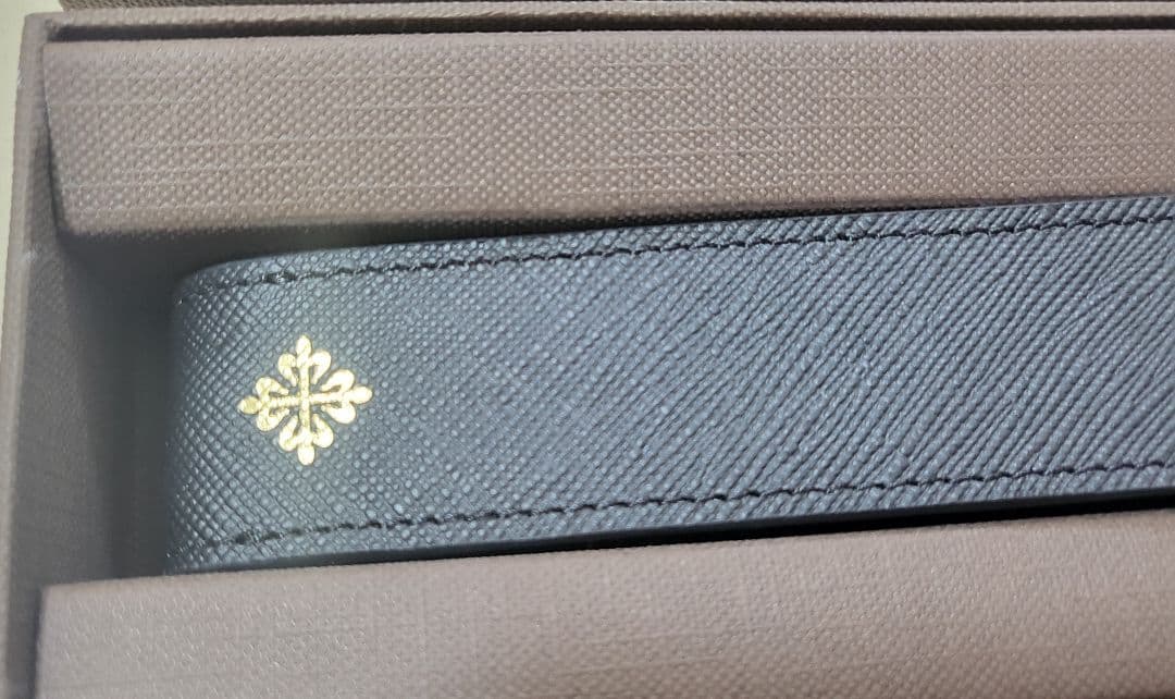 パテック・フィリップ　ボールペン レザーペンケースセット　箱付き