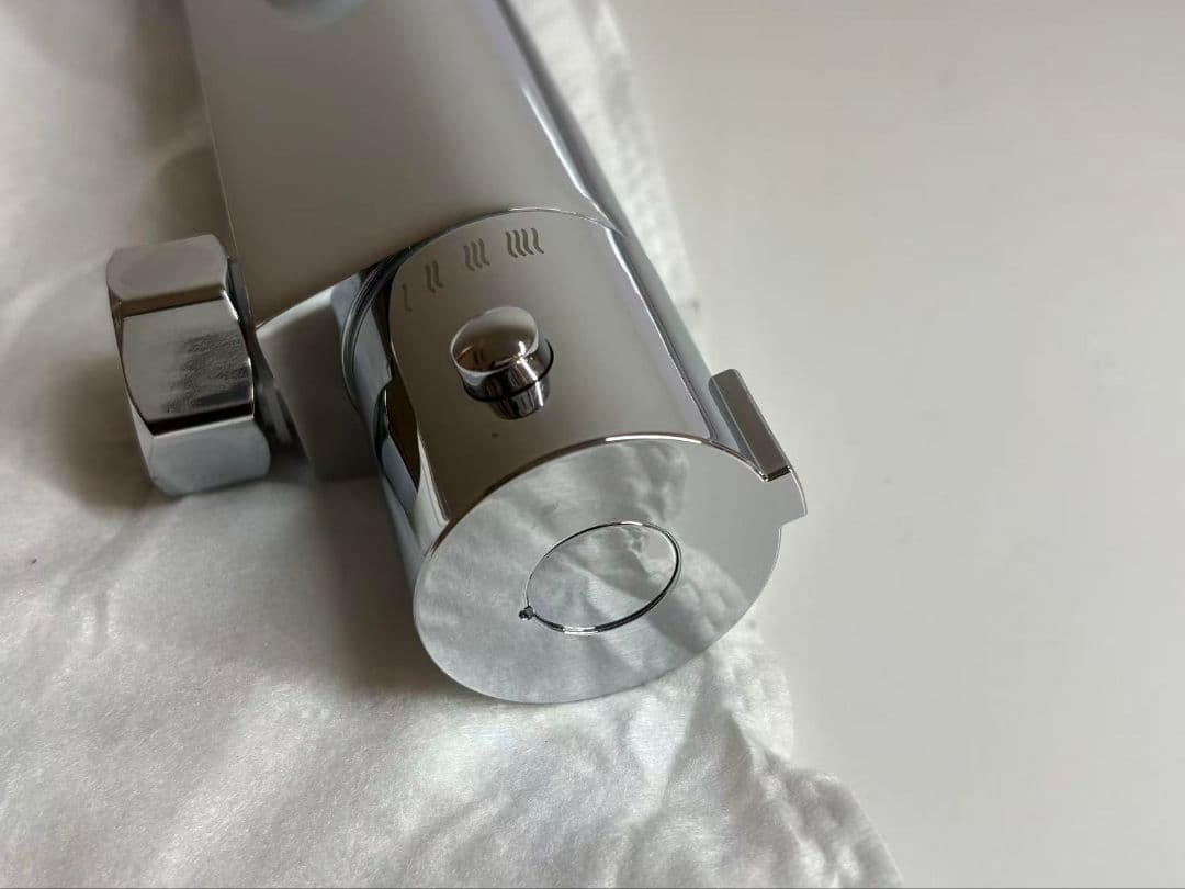 シャワー水温調節弁