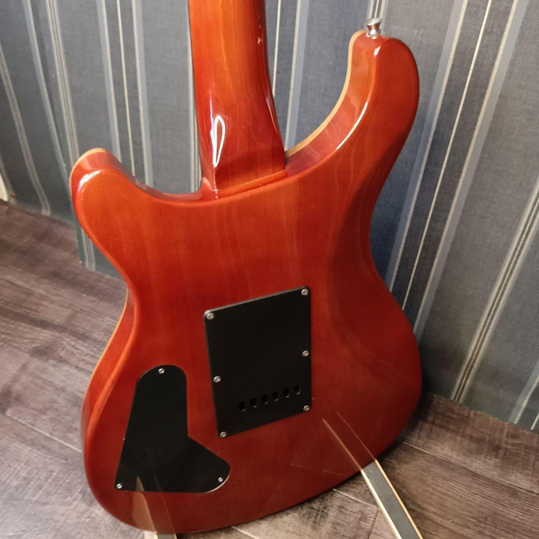 薄ボディ　PRS風 セットネック ストラト　ST　黒 エレキギター 　トレモロ