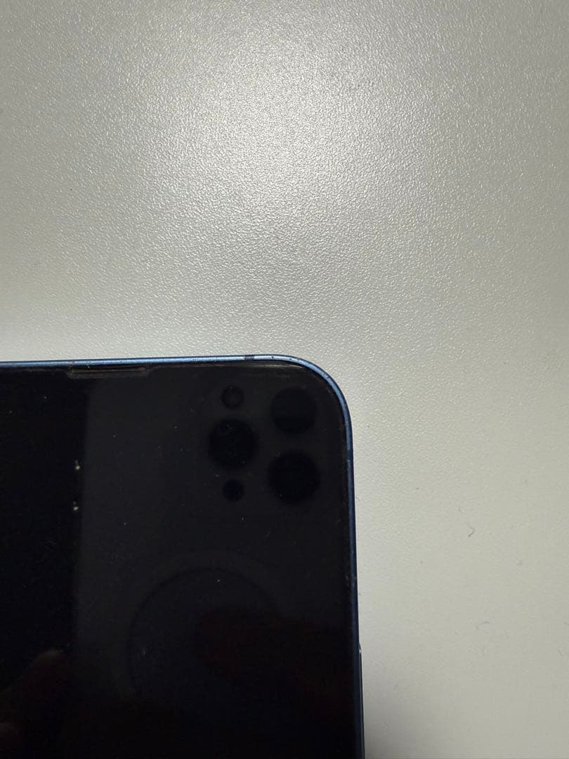 Apple iPhone 13 青色 本体