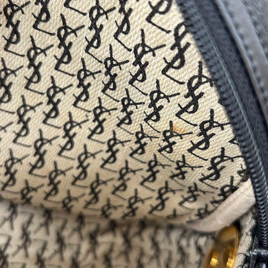 【極美品】イブサンローラン キルティングショルダーバッグ レザー 斜め掛け 黒