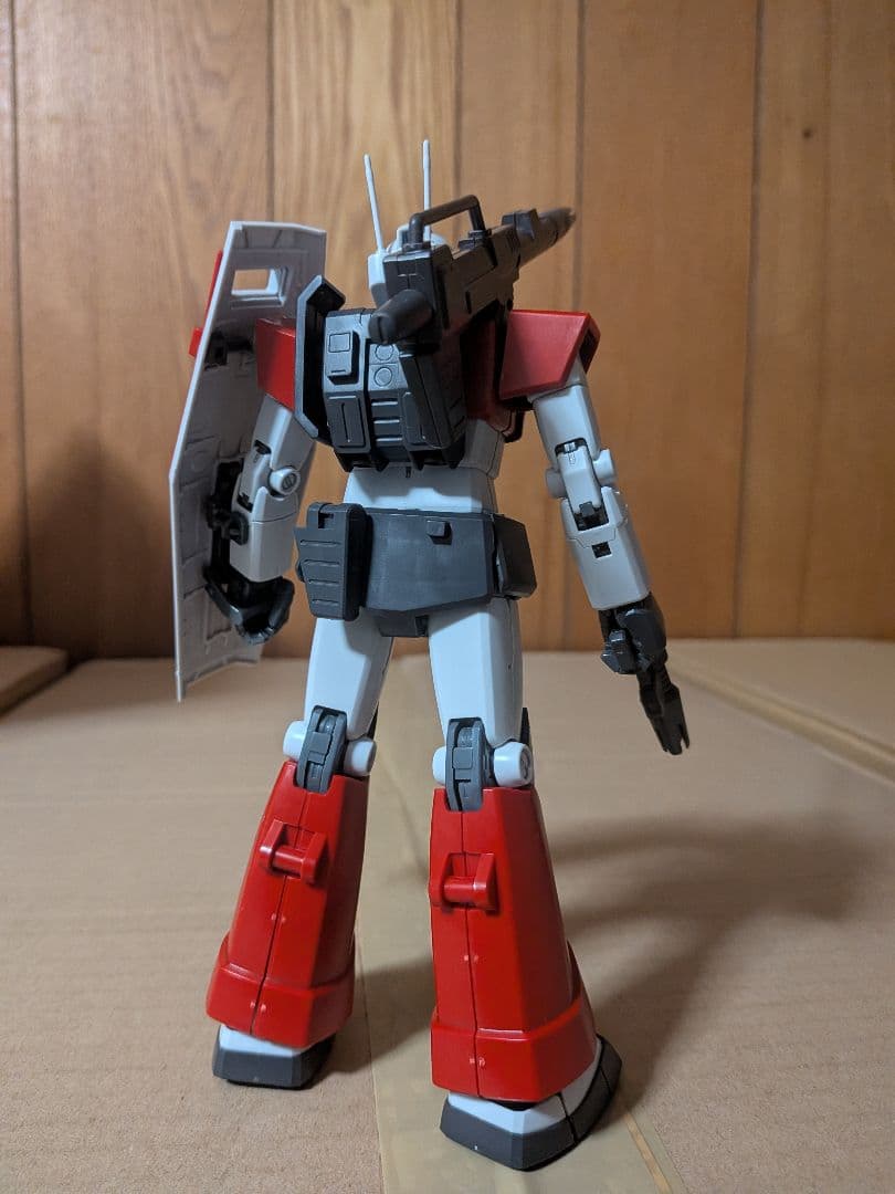 ガンプラ HG、MG×3 まとめ売り＋アクションベース×2 セット。※おまけ付き