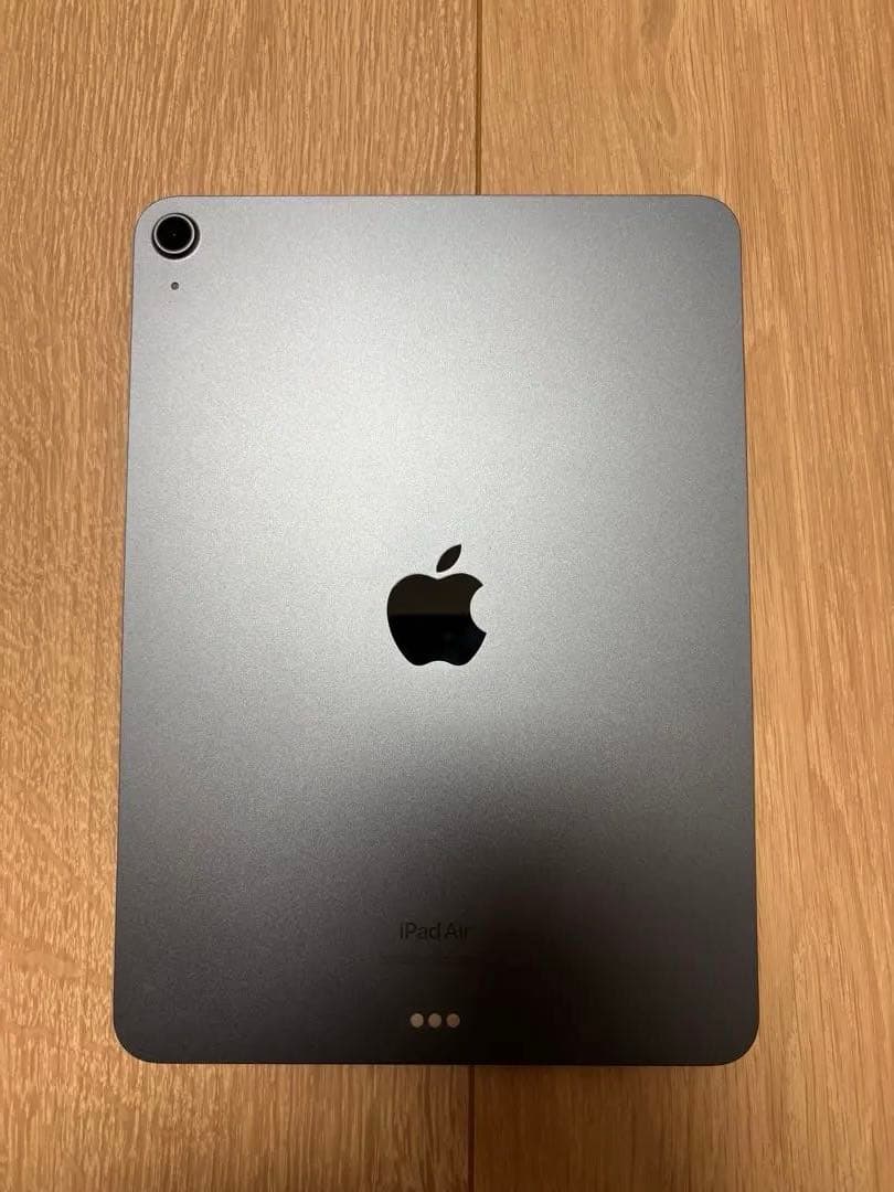 極美品　Apple iPad Air (第5世代) ブルー M1 WiFiモデル