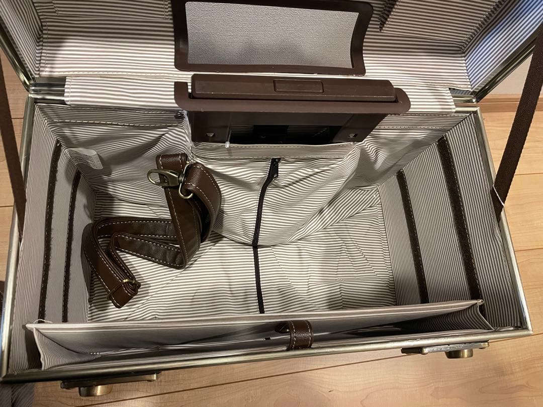 ちい　トップオープン・トランクキャリー 紺色　モアエルグMOIERG