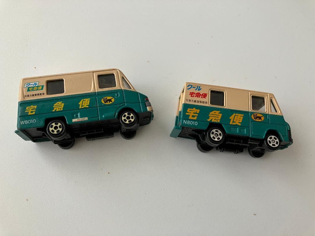 684_ヤマト運輸 トミカサイズミニカー ５台セット ディスプレイケース付