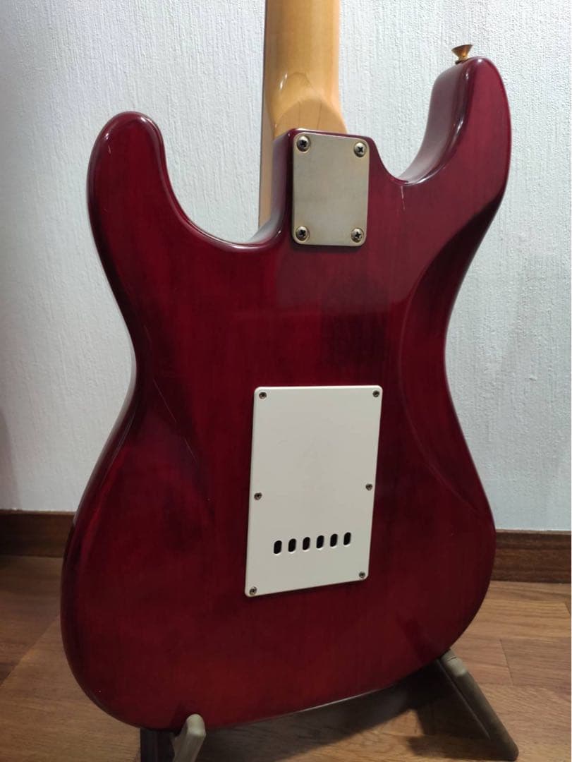 レッド エレキギター シングルコイル