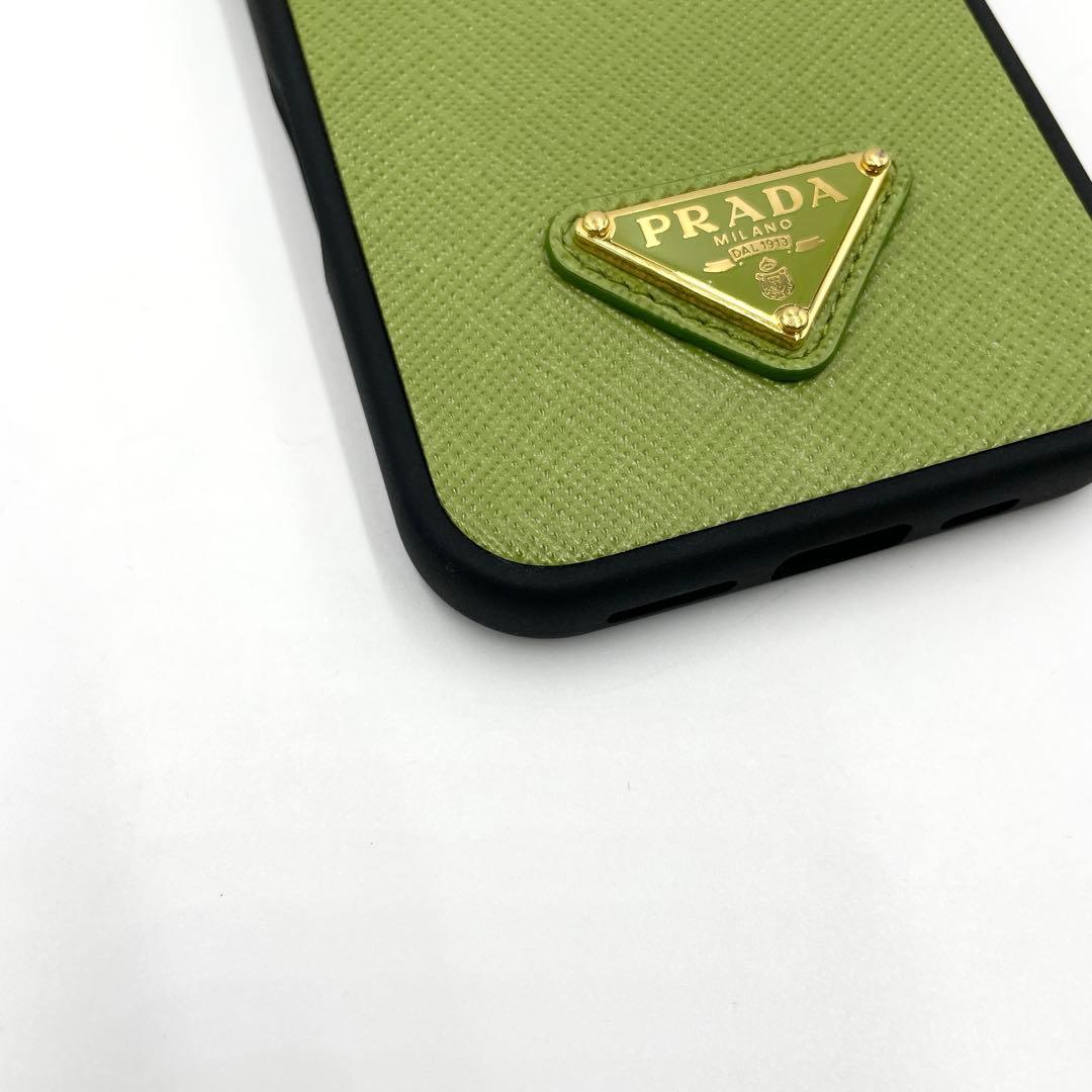 【ほぼ未使用】PRADA iPhone16 スマホケース