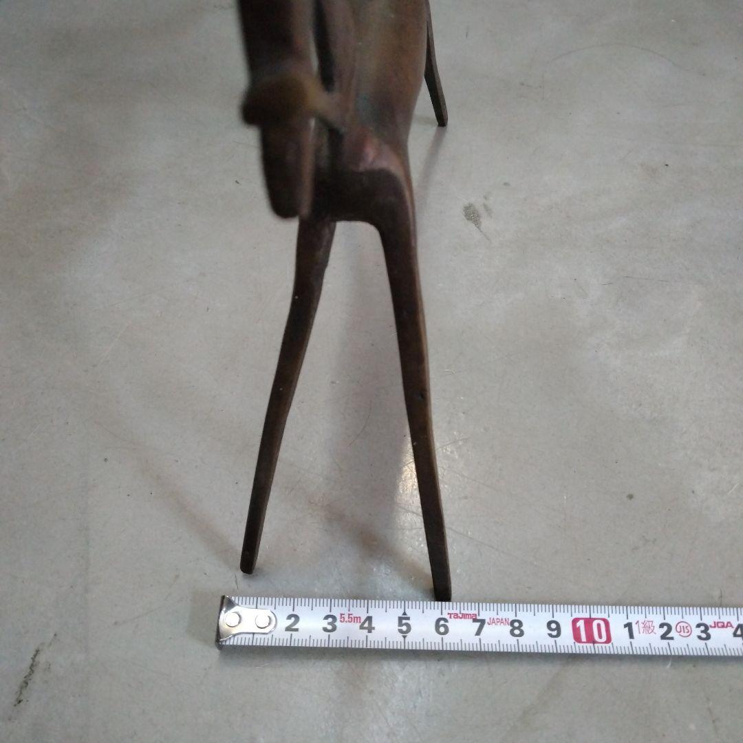 金属製　馬の彫刻 　ブロンズ　オブジェ　アンティーク　ビンテージ