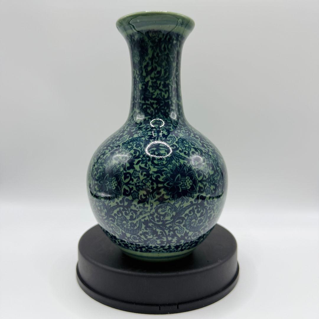 R105 緑釉が枝に絡みつく 花瓶（かびん）陶磁器 アンティーク