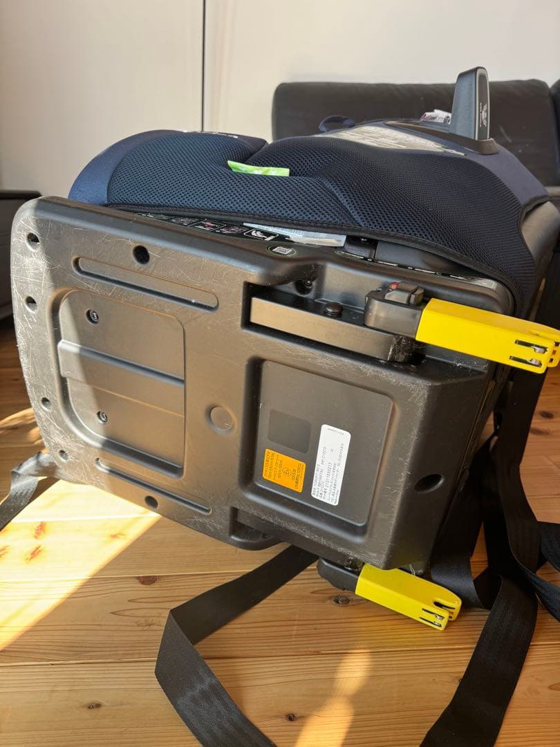 【美品】フォームフィット ISOFIX 360°セーフティー　チャイルドシート