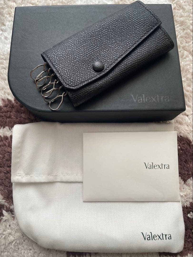 Valextra ブラック レザー キーケース