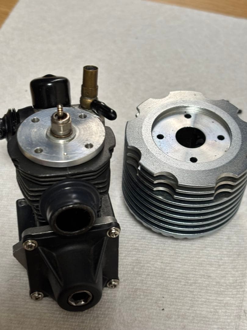 ロッシ 1/8 LOSI LST Mach 427 ラジコン エンジン