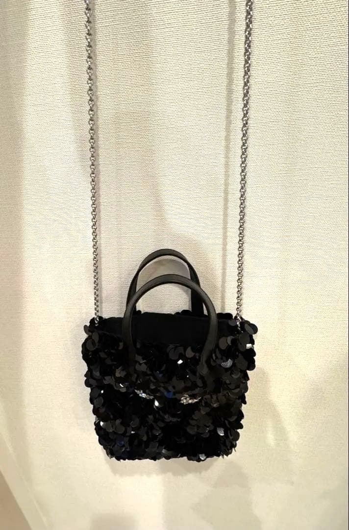 新品未使用です　ANYA HINDMARCH eyesハンドバッグ