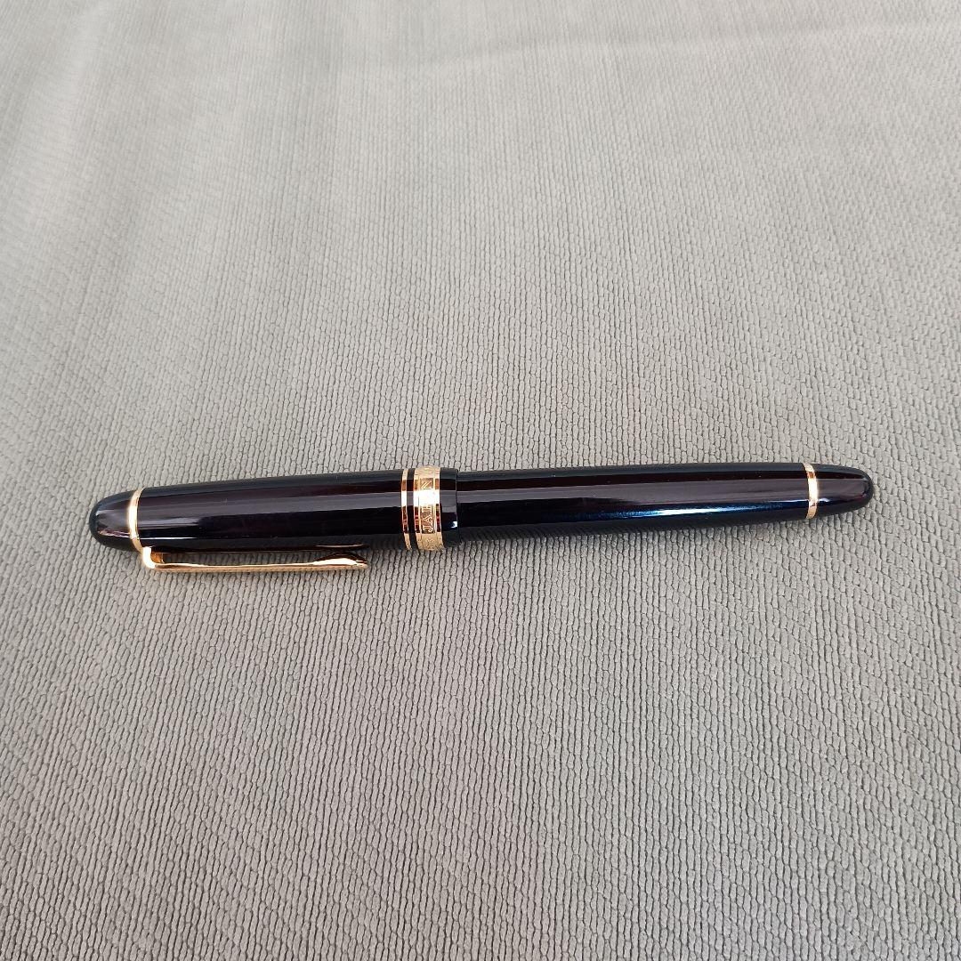 Sailor founded 1911万年筆　14金