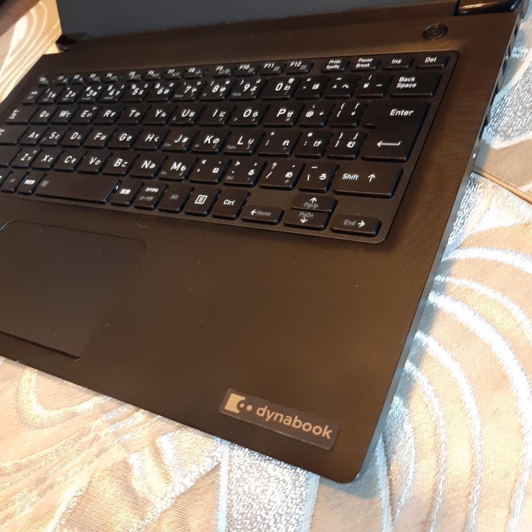 東芝 S73HS 11世代 i5 256G NVMe 1920x1080 FHD