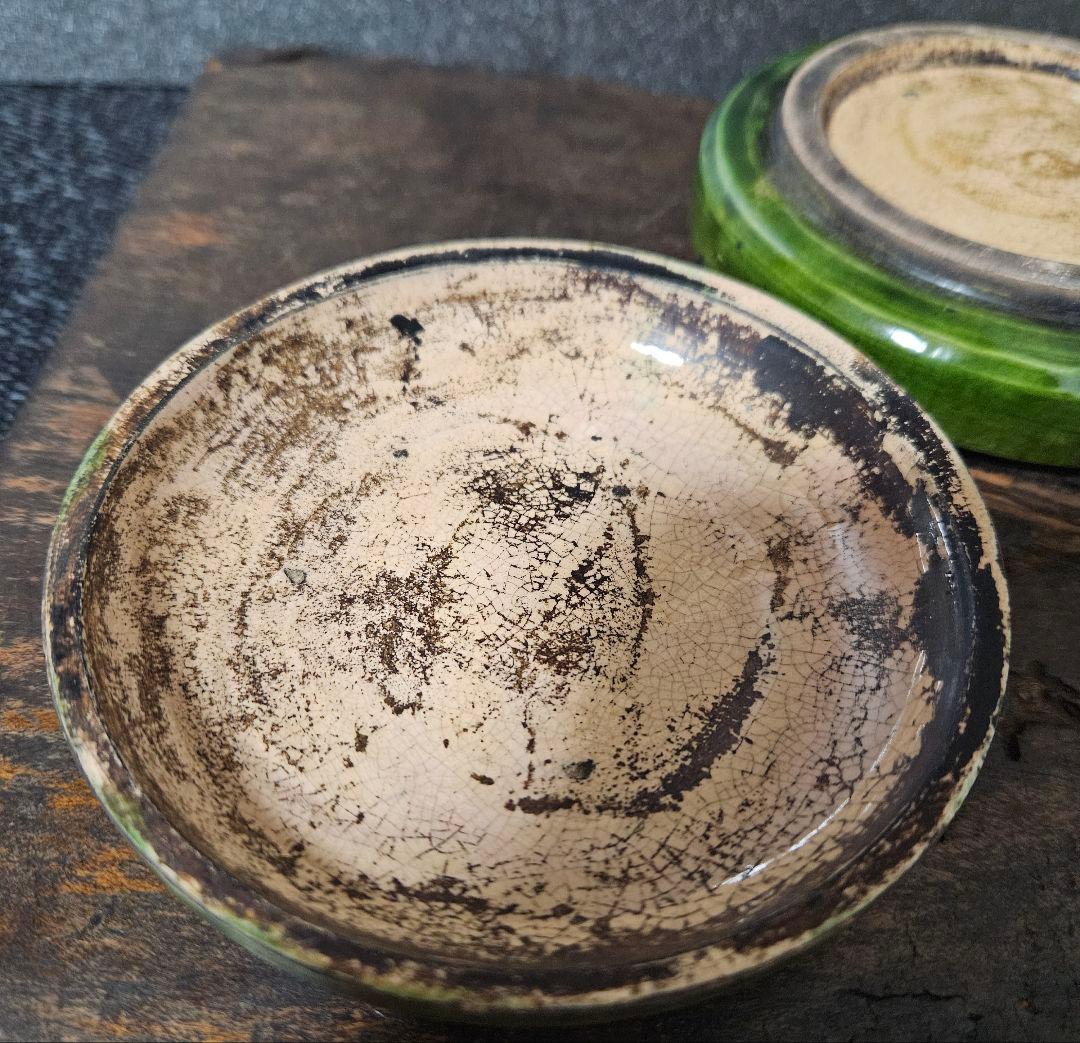 中国古美術　中国古陶磁器　中国古玩　明代　緑交趾　三彩　陽刻浮彫　鳳凰図　香合