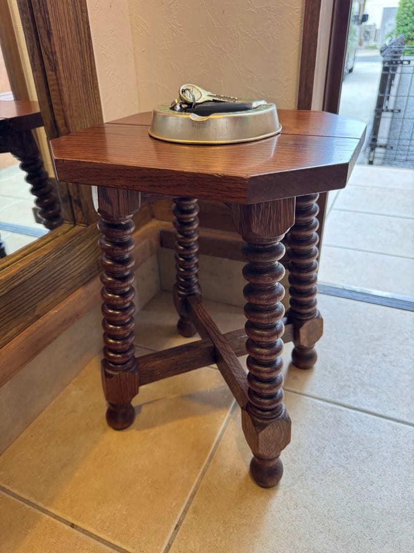 【期間限定SALE 】英国アンティーク ツイストレッグ サイドテーブル スツール