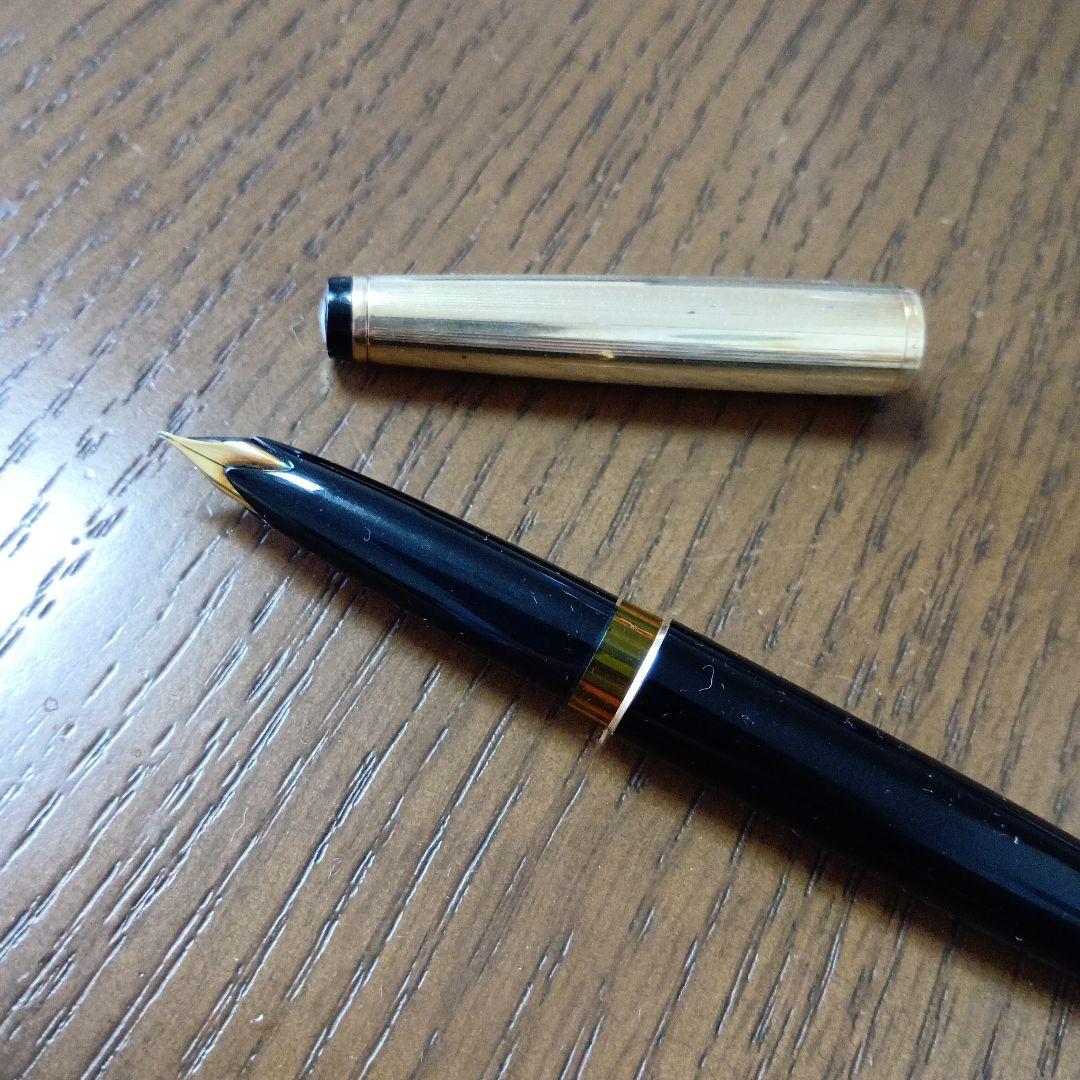 MONTBLANC 万年筆