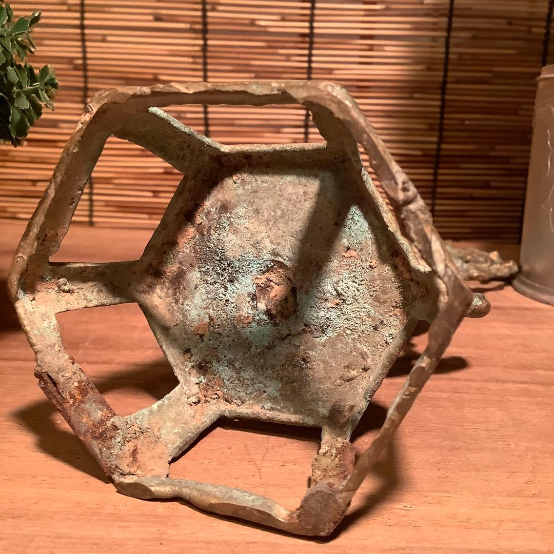 中国・大唐期「秘仏・観自在菩薩坐像」唐王朝・中国大唐国・六角座・￼￼鍍金青銅