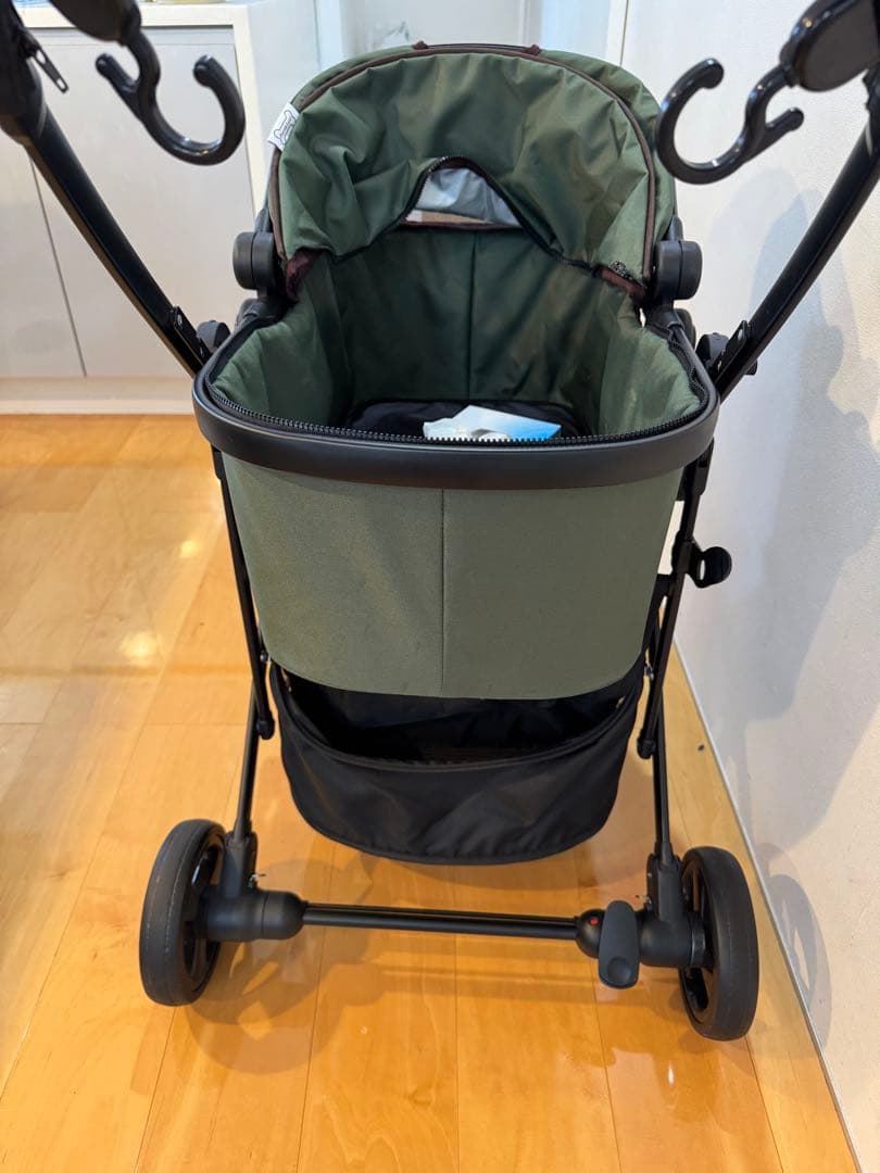 CARINO ペット用カート 新品　一流品　最高級です。Amazon5万以上