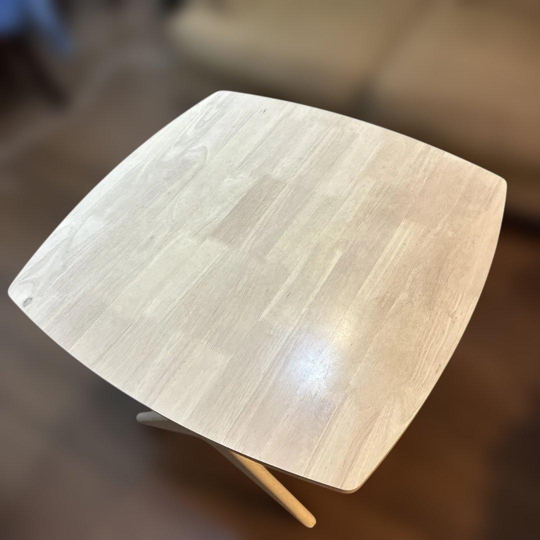 @*゜様 【売切り大幅値下げ】 ニトリ　2人掛け　ダイニングテーブル