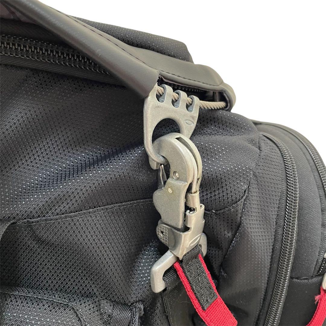 OAKLEY オークリー　carrier bag キャリー　ボストンバック