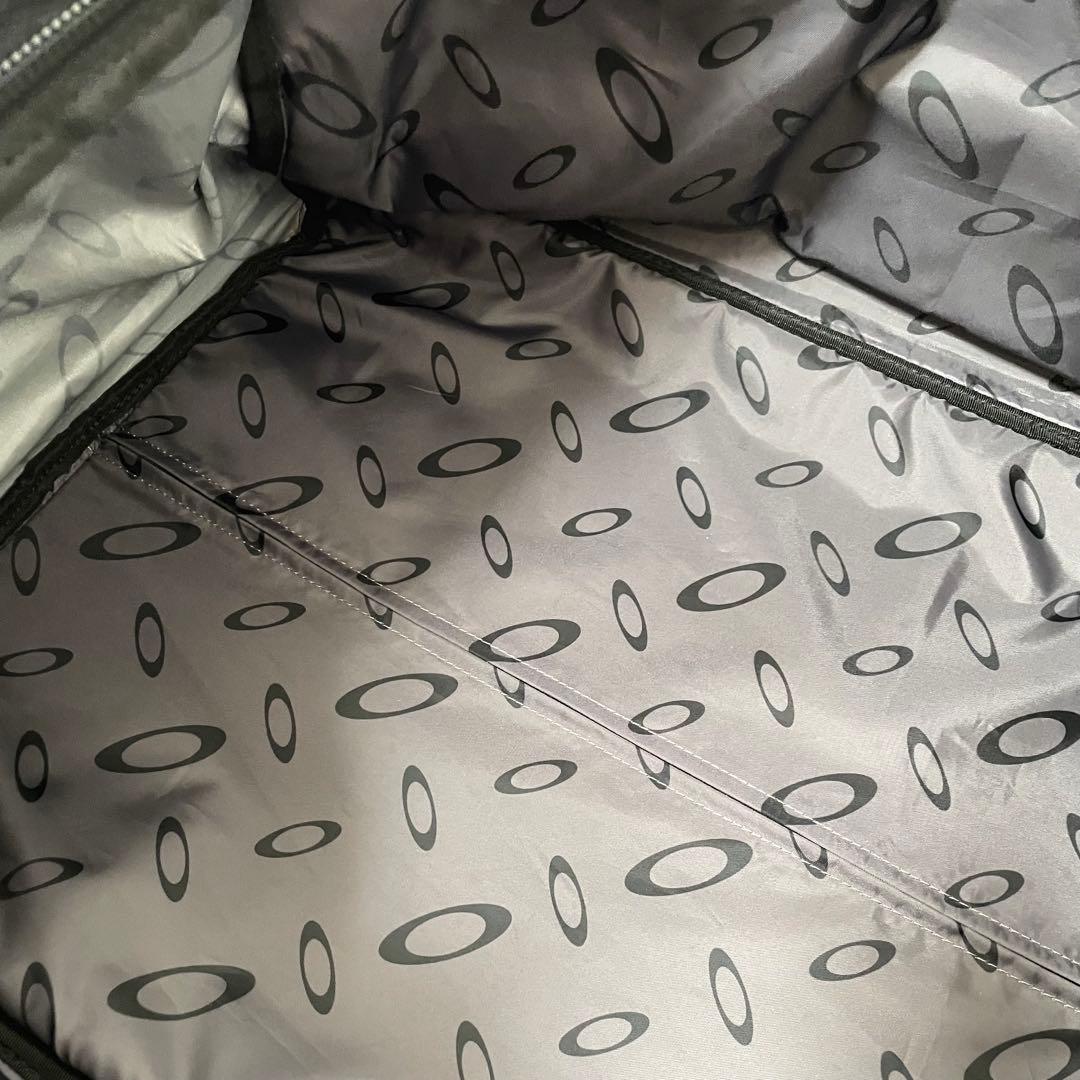 OAKLEY オークリー　carrier bag キャリー　ボストンバック