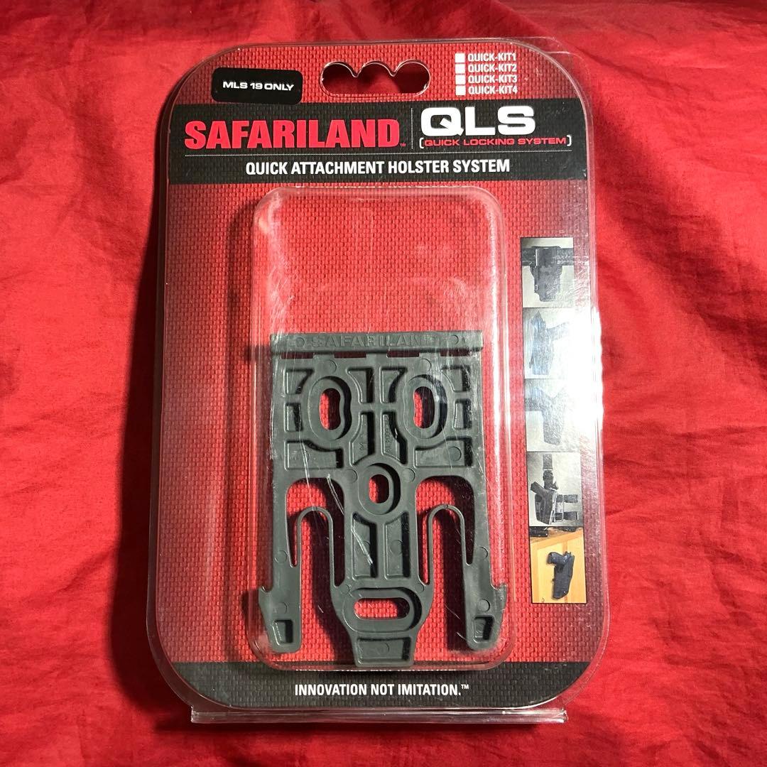 アルタモント製 実物コルトパールインレイロゴ入りチェッカー木製グリップ　新品