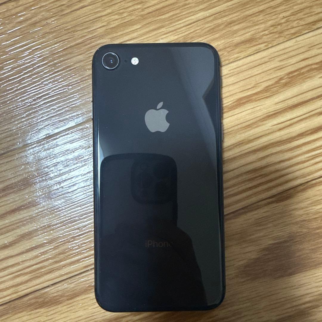 iPhone8本体