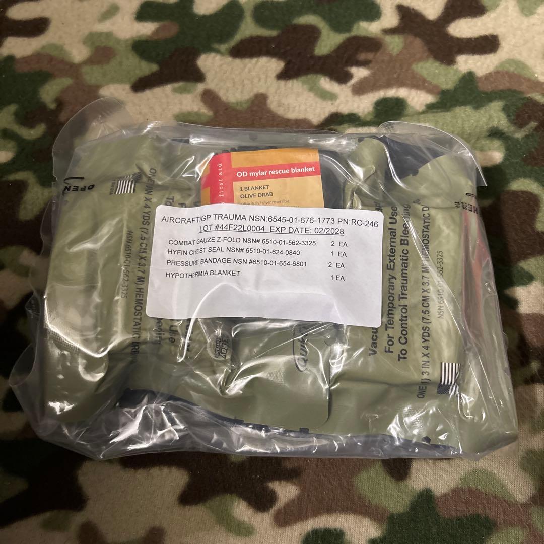 未使用品　米軍実物　メディカルキット　MEDICAL KIT