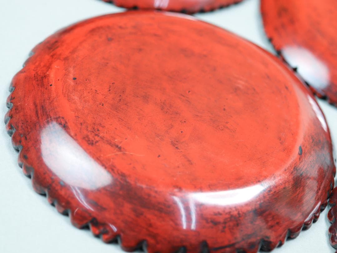 鎌倉彫 銭堂製 二重菊菓子取 4枚 菓子皿 共箱