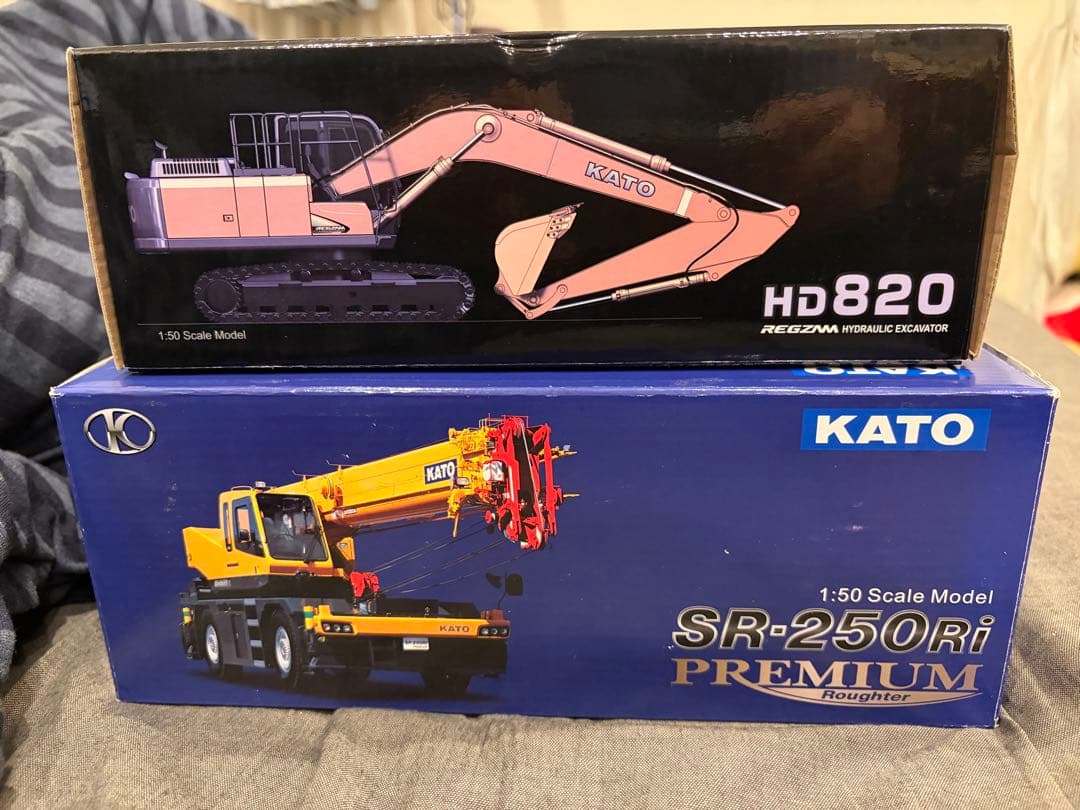 KATO HD820 & SR-250Ri 1:50スケールモデル　2台セット