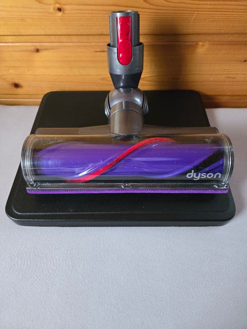 ★Dyson スティッククリーナー 本体+多機能アタッチメント+スタンド