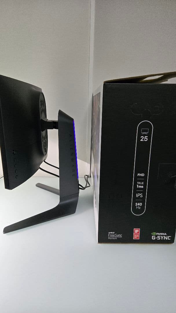 Alienware AW2521HF 240Hzモニター