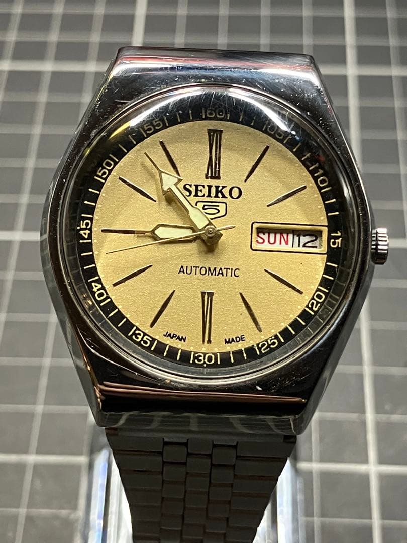 レア美品SEIKO 5 自動巻き時計 ヴィンテージ 動きます ジャンク