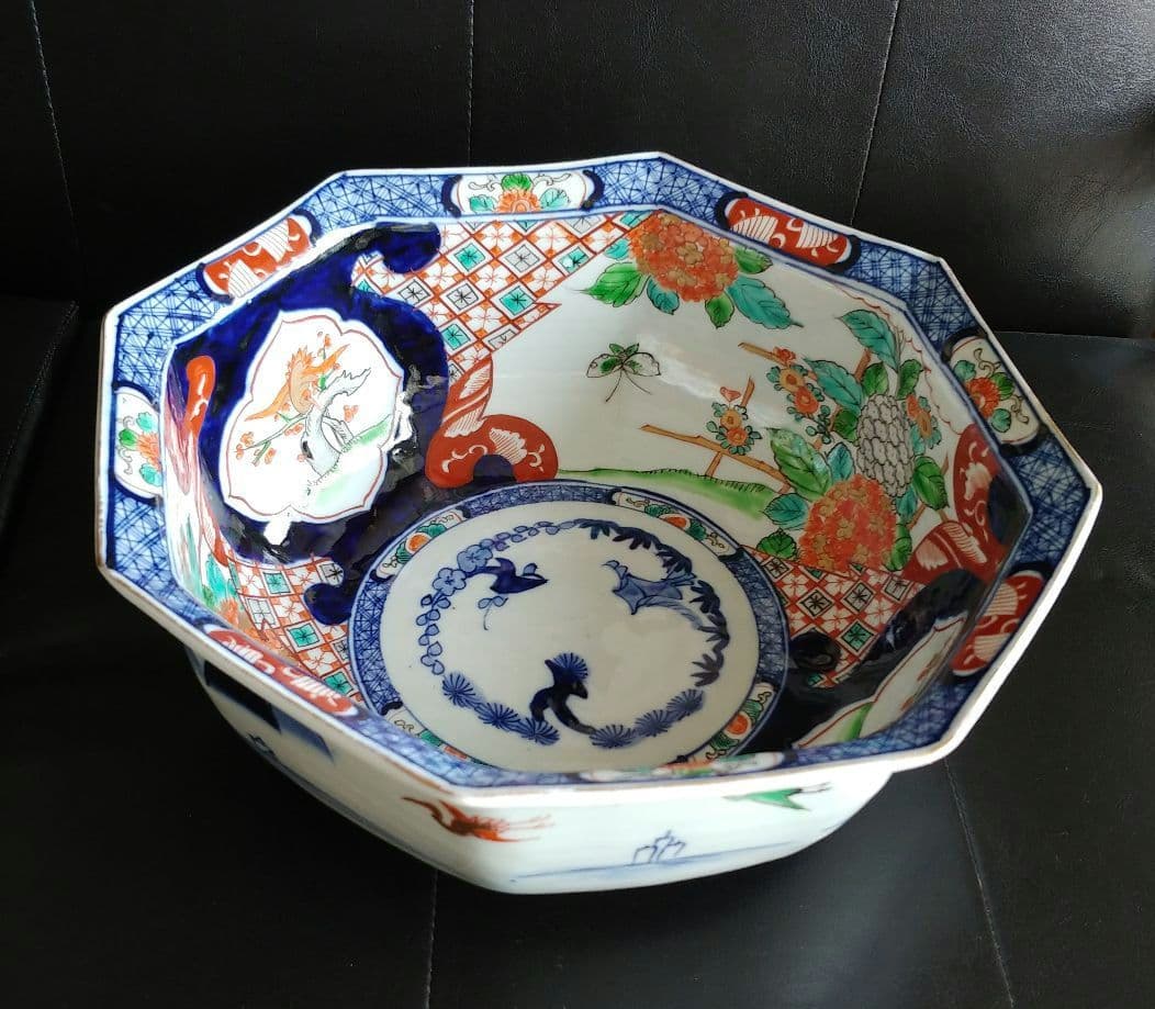 伊万里八角鉢　(大）