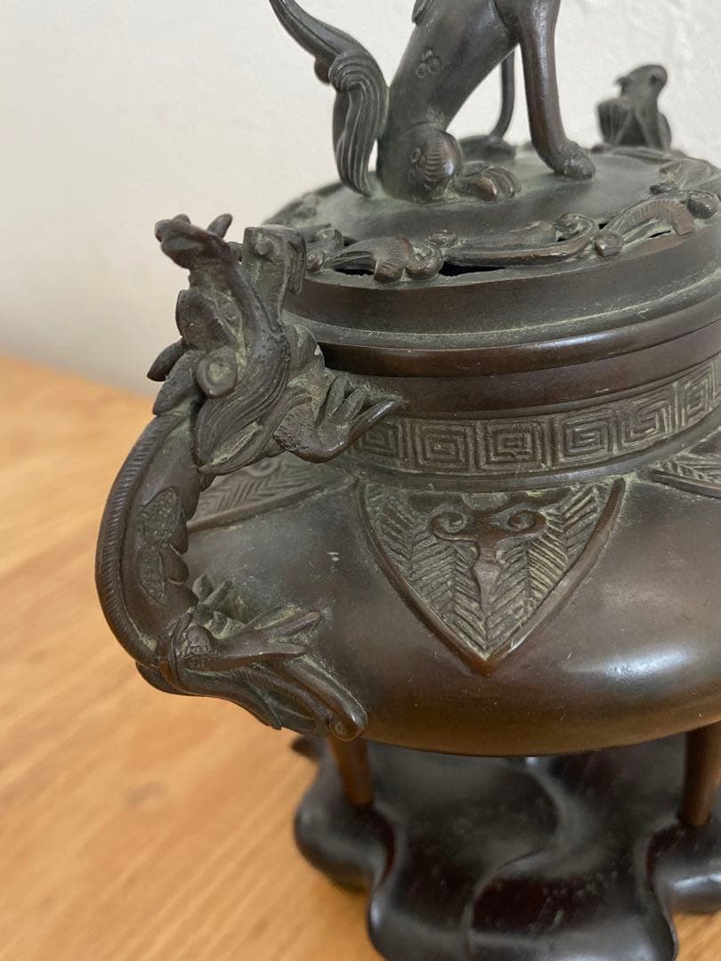 古玩 獅子蓋龍耳香炉 三脚香炉　銅器彫刻 　香櫨　三つ足香炉　中国美術　朝鮮